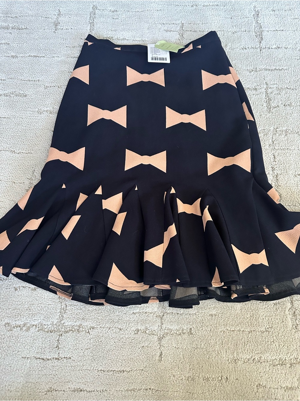 NWT Eva Franco Black and Peach Bow-Print Fluted Skirt Sz 2